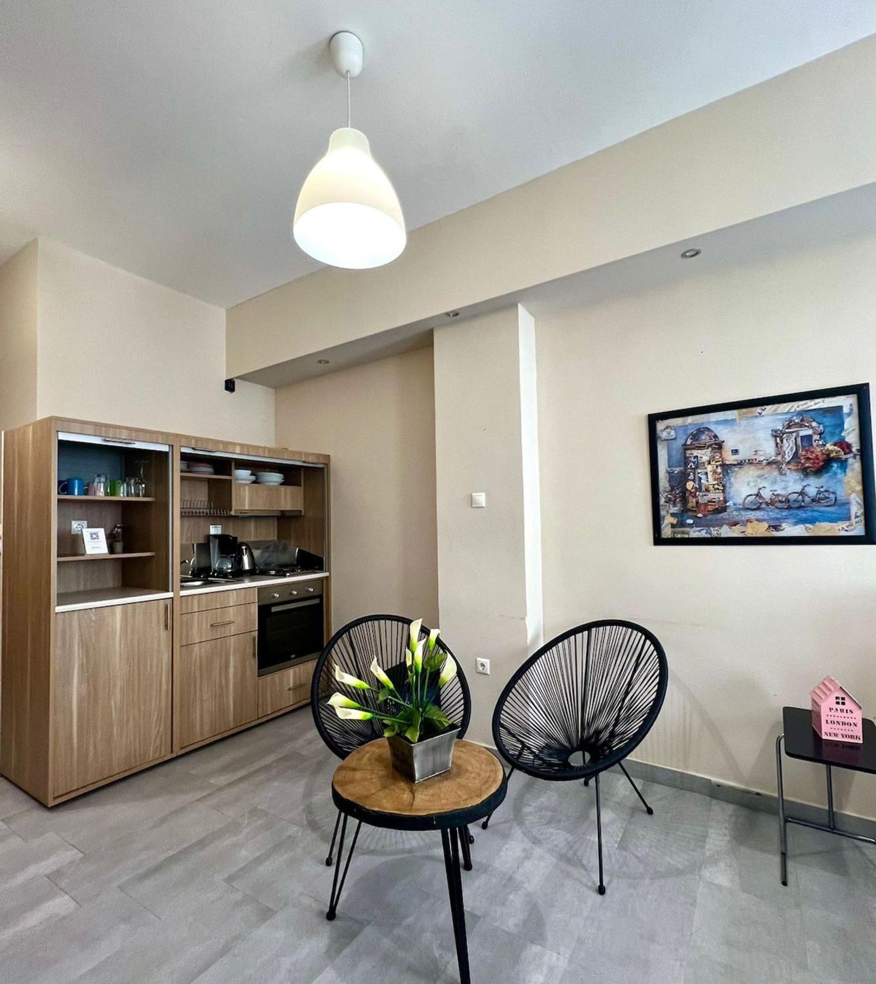 דירות אתונה Superhost Hub #103 Plaka - Monastiraki מראה חיצוני תמונה